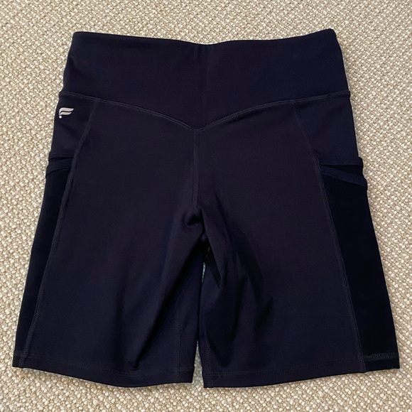 Trinity Motion365 Mid-Rise 9” Short - Picture 2 of 5